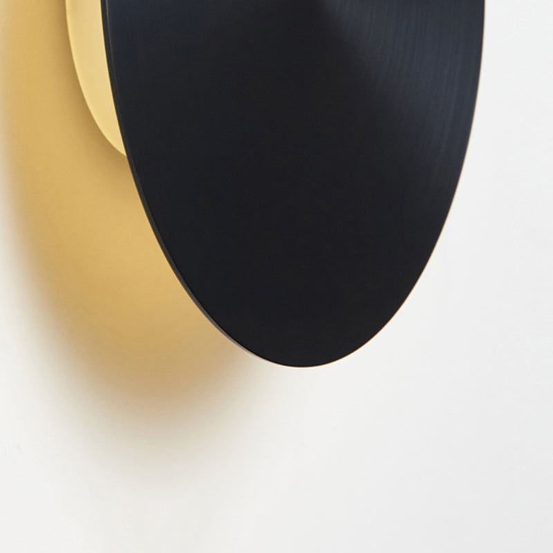 Round Shade Metal Wall Sconce Modern Style 1-Light Wall Mount Light for Living Room