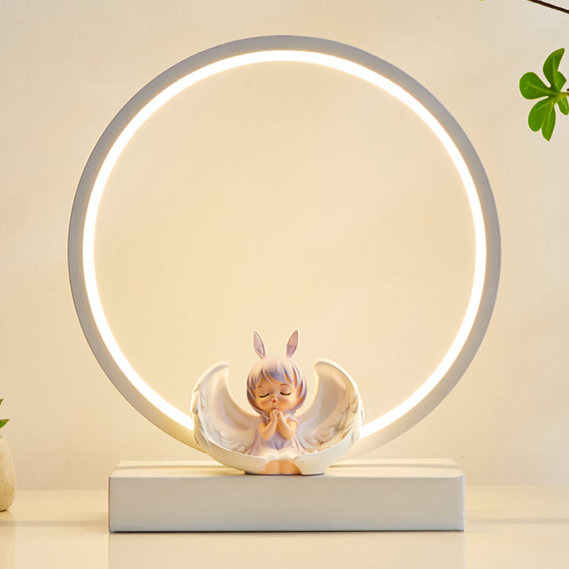 Modern Style Circle Shape Table Light Metal 1 Light Nightstand Lamps for Table