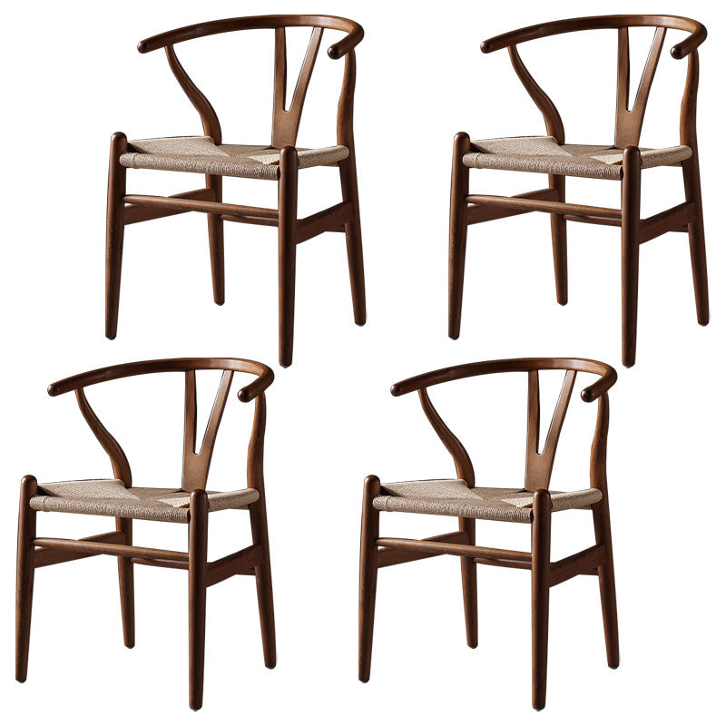 Silla de comedor de madera moderna con acabado mate de Wishbone de haya