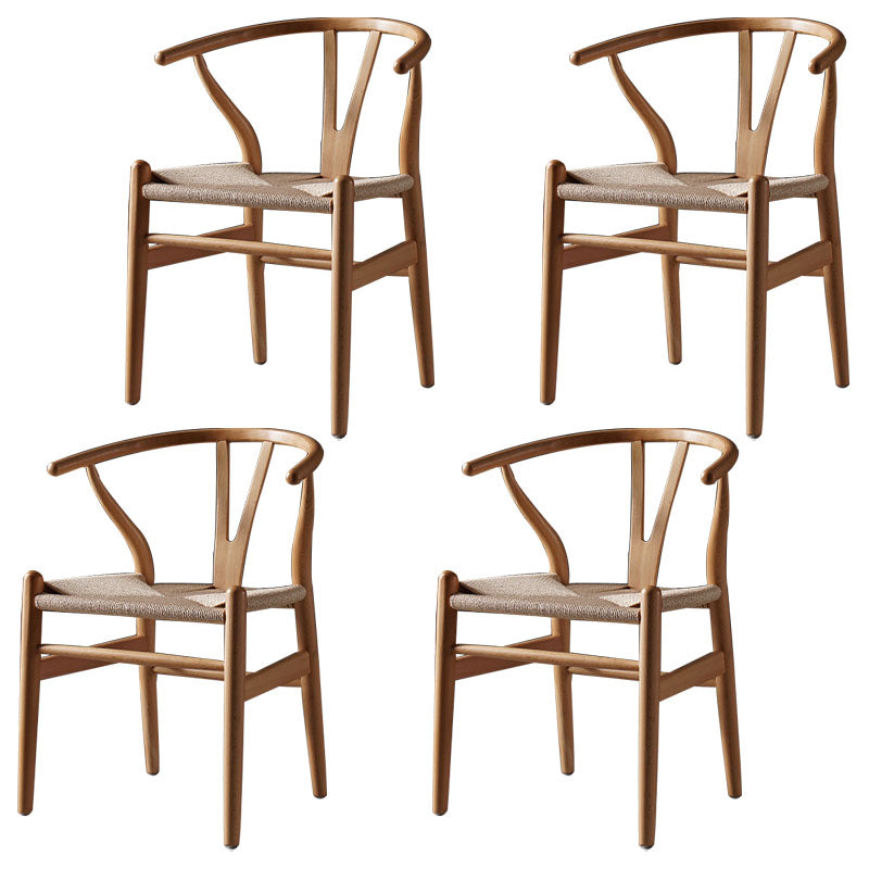 Silla de comedor de madera moderna con acabado mate de Wishbone de haya