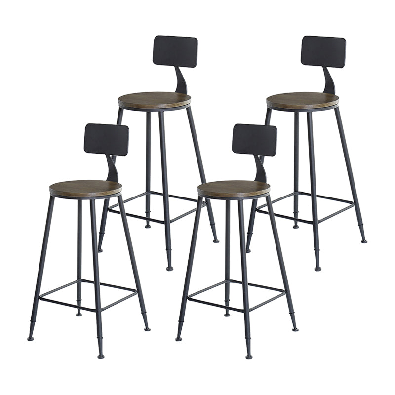 29,53 "Industrie -Bar und Counterhocker Low Back Stool mit 4 schwarzen Beinen