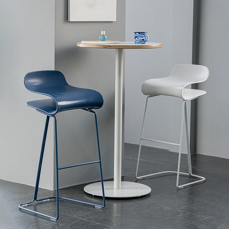PP-Eimer-Thekenhocker für Zuhause, modernes Design, armlose Hocker mit Metallsockel