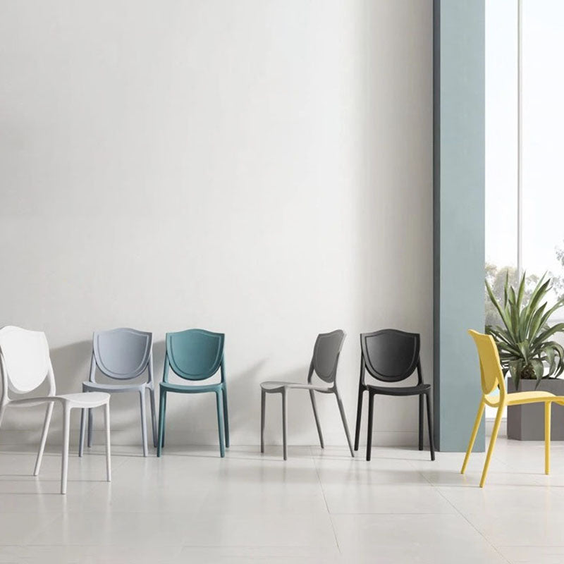 Scandinavische armloze open rugstoelen plastic eetkamerstoelen voor thuisgebruik