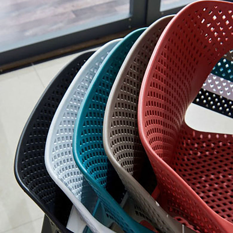 Sillas apilables modernas que cenan el sillón con las piernas plásticas para la cocina
