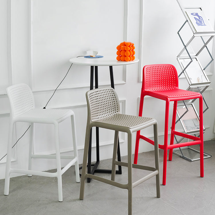 Scandinavian Plastic Dining Room Armless Stool Low Back Bar Stool for Kitchen