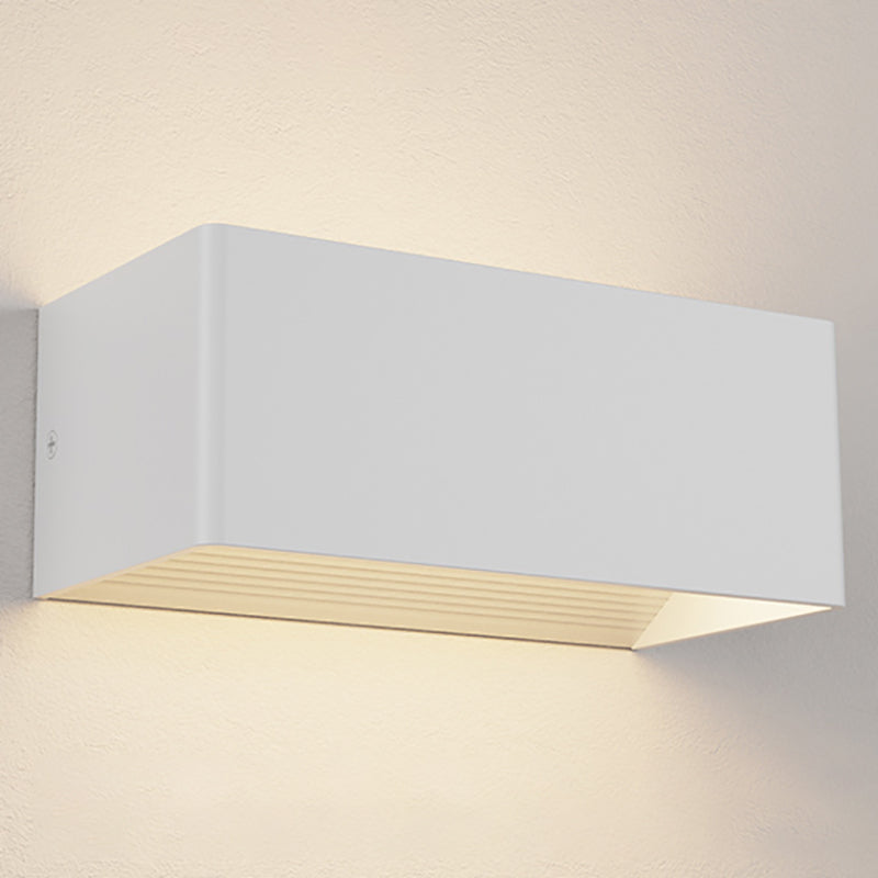 Modern Style Metal Wall Light Geometric Shape LED Wall Washer for Outdoors