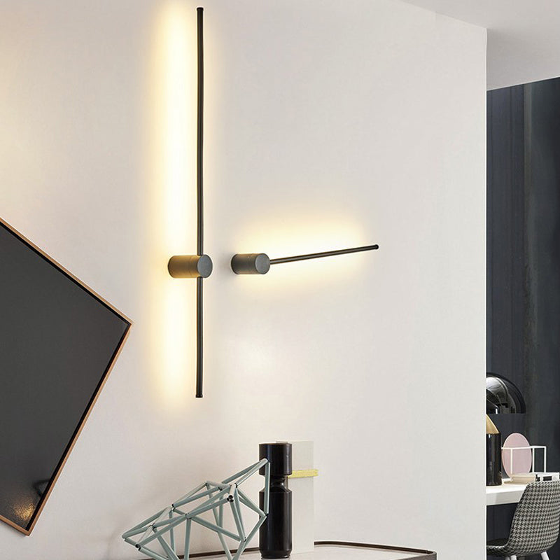 Modern Style Linear Wall Light Metal 1-Light Wall Mount Light in Black