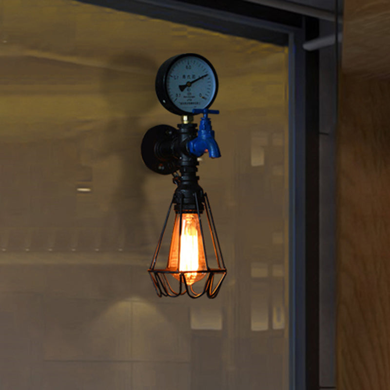 Industrielle Diamantkäfigwandlampe 1 Licht schmiedeeisere Wandbeleuchtung mit Messgerät und Wasserhahn in Silber/Blau