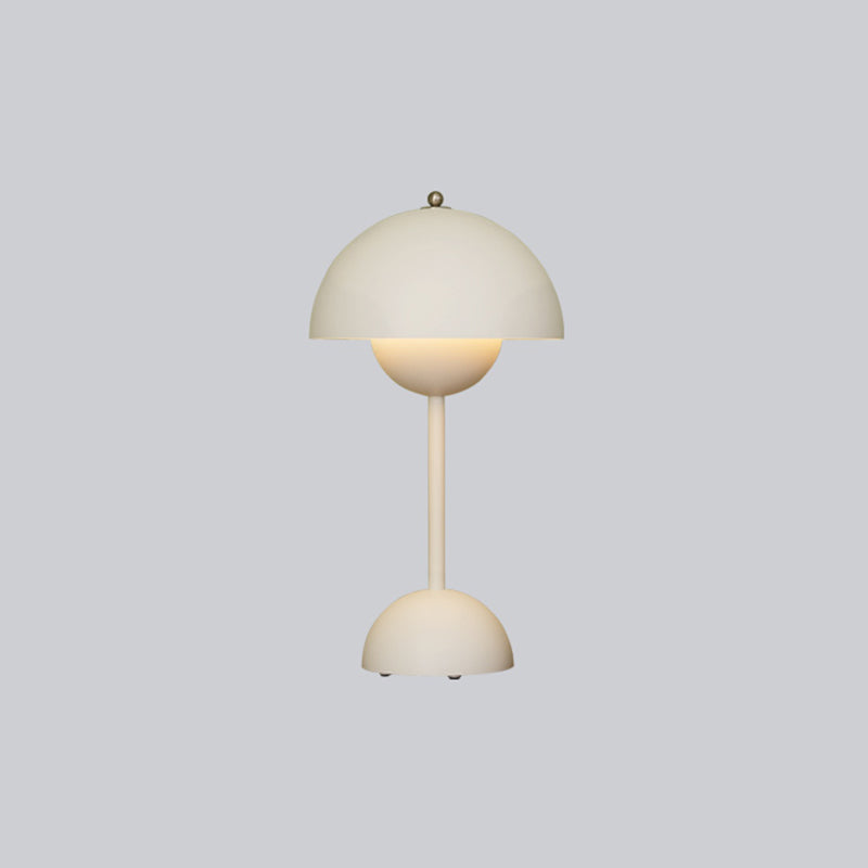 Nordic Style Metal Table Lamp Colorful Bud Shape Desk Lamp for Bedroom
