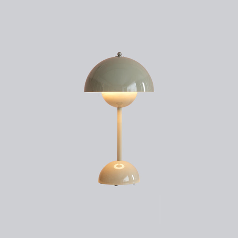 Nordic Style Metal Table Lamp Colorful Bud Shape Desk Lamp for Bedroom