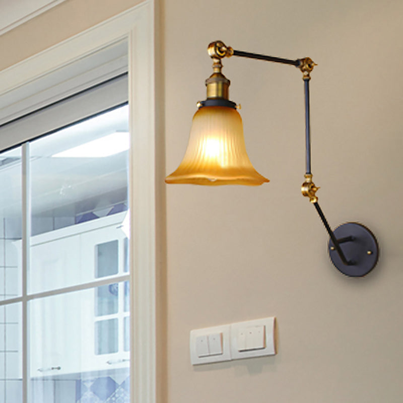 Vidry Amber Black Wall Splighting Bell Sombra de luz industrial de 1 luz con brazo ajustable