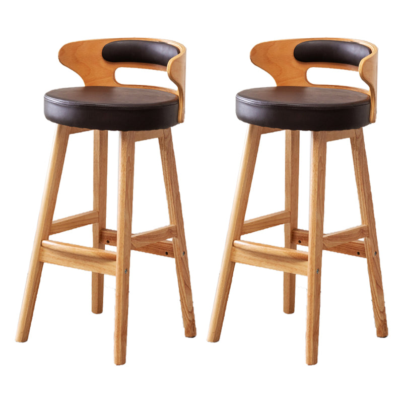 Taburete de bar tapizado con respaldo bajo escandinavo, taburete de madera de caucho para el hogar