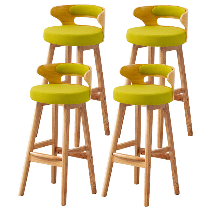 Taburete de bar tapizado con respaldo bajo escandinavo, taburete de madera de caucho para el hogar