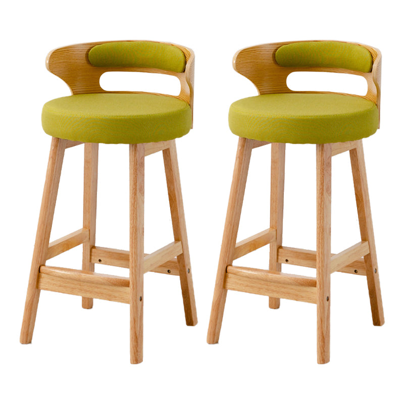 Taburete de bar tapizado con respaldo bajo escandinavo, taburete de madera de caucho para el hogar