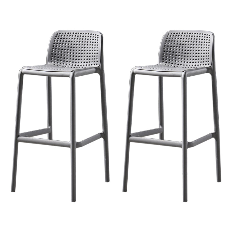 29,9 Zoll Plastik für zeitgenössische armlose Hocker Low Back Bar Hocker für das Restaurant