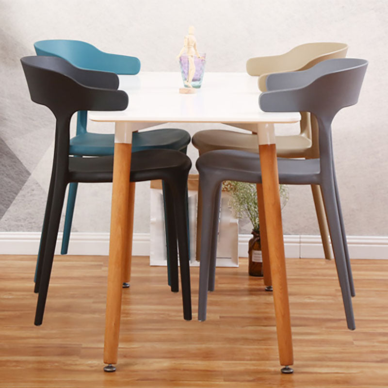 Silla apilable de estilo moderno, sillas con respaldo abierto sin brazos y patas de plástico para cocina