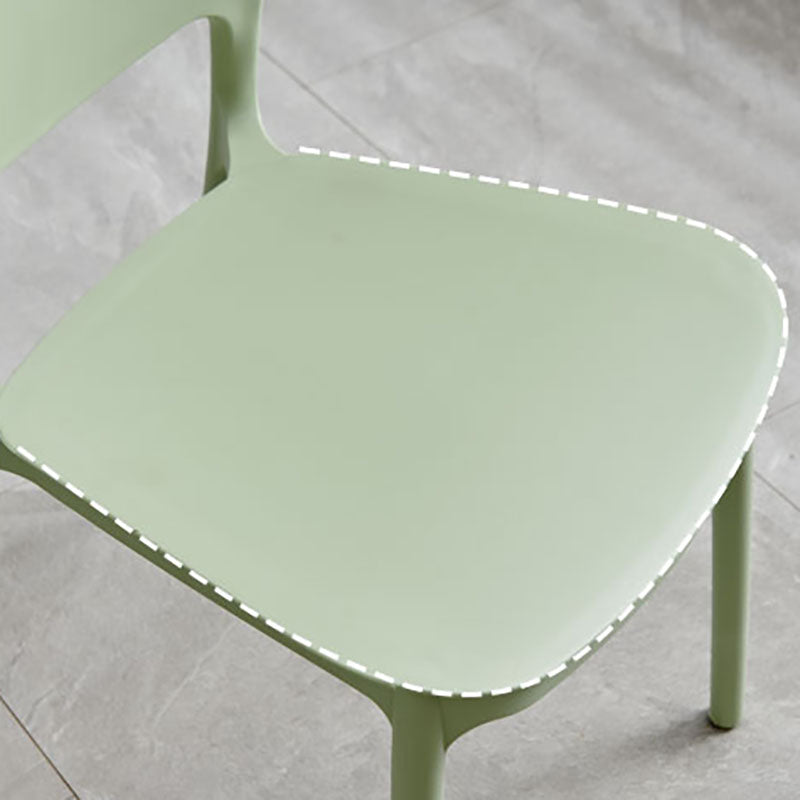 Sillas apilables modernas que cenan las sillas abiertas sin brazos con las piernas plásticas para la cocina
