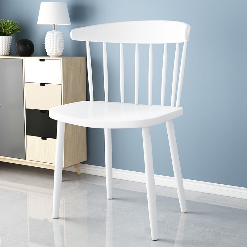 Silla lateral trasera Windsor colorida escandinava de plástico que cena la silla sin brazos