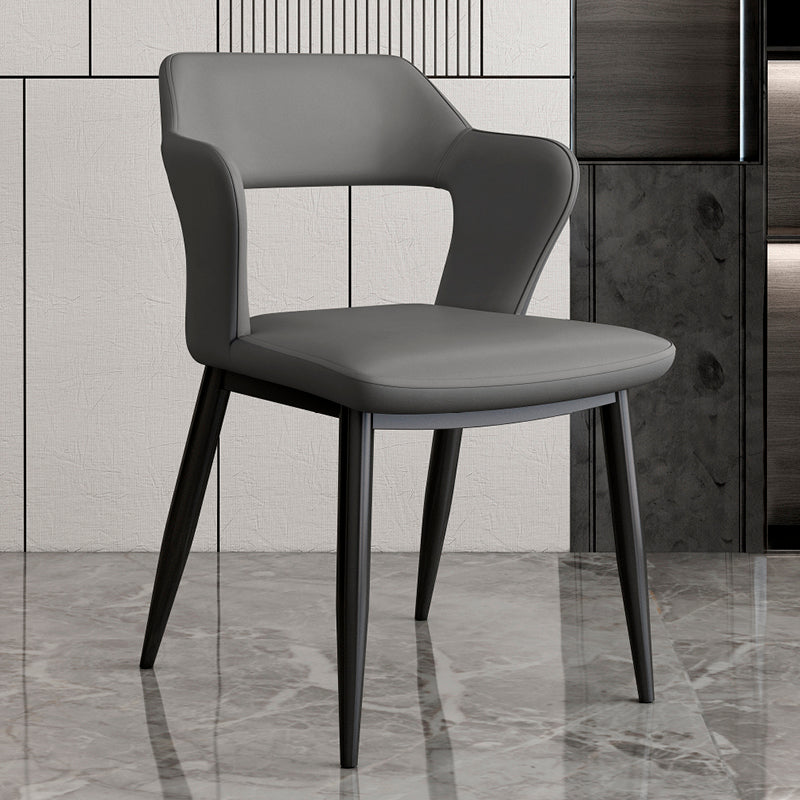 Bras arrière ouvert de style industriel dinant des chaises en cuir de Faux dinant des chaises