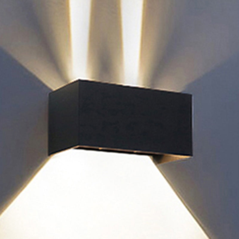 2 luces Ideas de iluminación de pared de metal de estilo de pared geométrico.