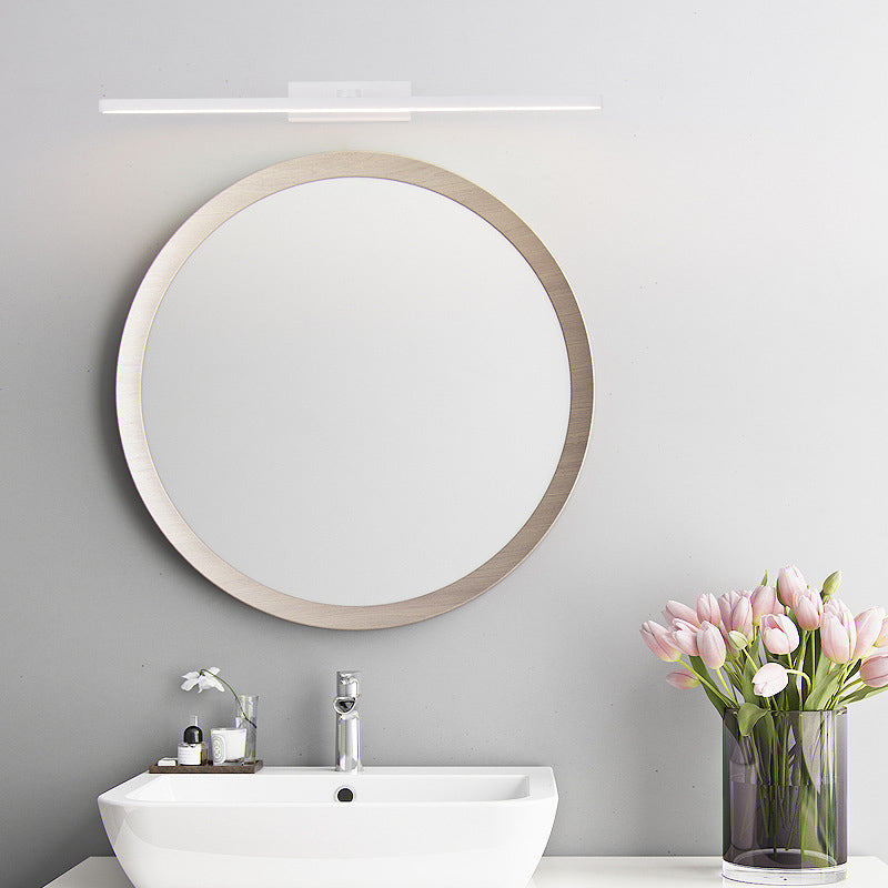 Luce da parete di forma lineare in metallo moderno a 1 lucciola lampada montata