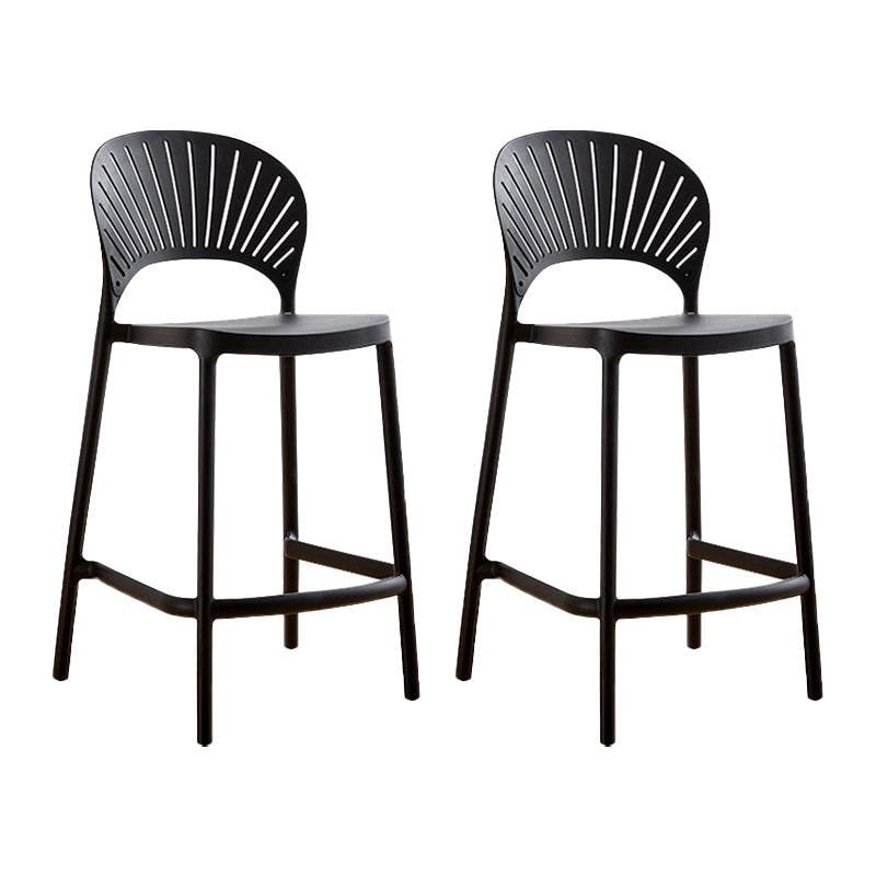 Taburetes de bar apilables de plástico de estilo nórdico para uso doméstico, taburetes con respaldo bajo sin brazos