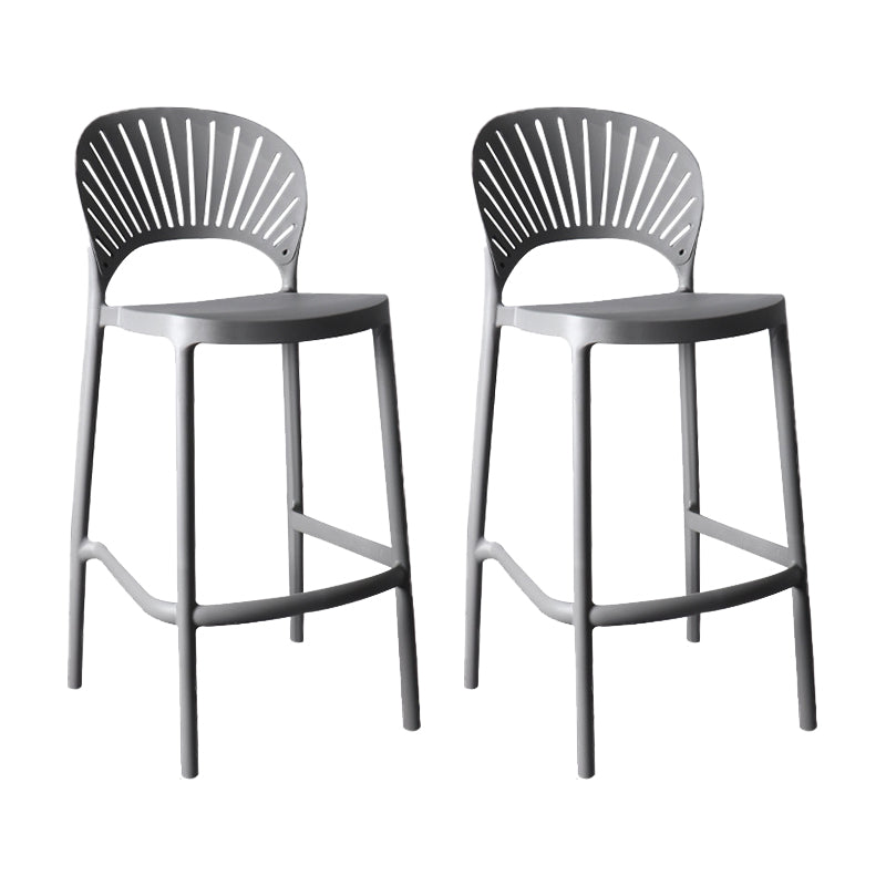 Taburetes de bar apilables de plástico de estilo nórdico para uso doméstico, taburetes con respaldo bajo sin brazos
