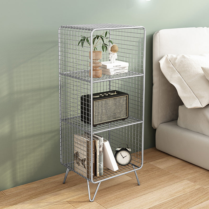 Libreria moderna chiusa con ripiani rettangolari in metallo