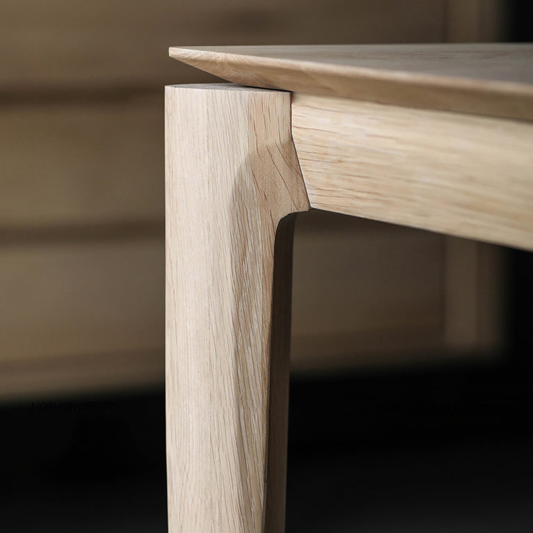 Modern Pine Solid Wood Table for Restaurant Rectangle Dining Table with 4 Legs