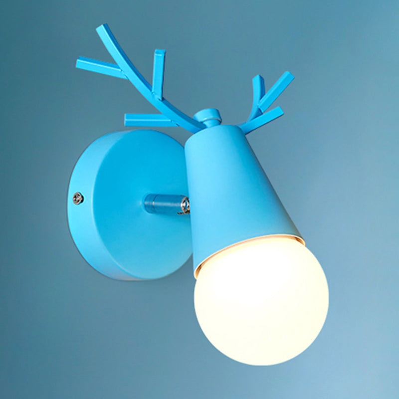 Modern Style Unique Shape Wall Sconce Metal 1 Light Sconce Lighting for Bedroom