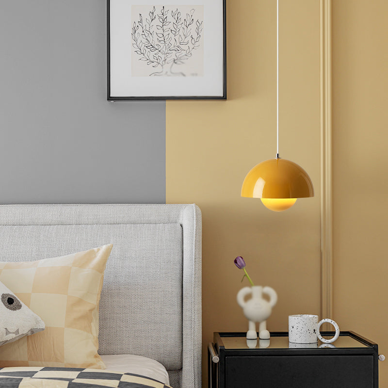 Modern Style Colorful Hanging Light Creative Metal Pendant Lighting Fixture