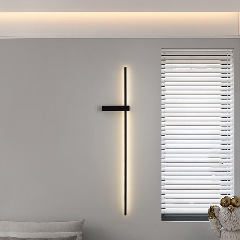 Linear Shape Metal Wall Light Modern Style 1-Light Wall Mount Light in Black
