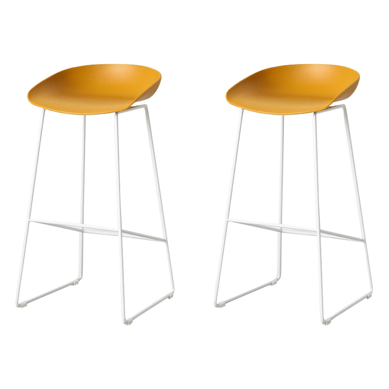 Scandinavian Style Bar-stool with Sled Legs Bucket Seat Counter Stool for Kitchen Bar