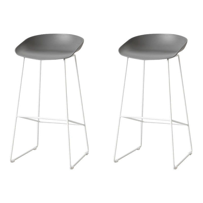 Scandinavian Style Bar-stool with Sled Legs Bucket Seat Counter Stool for Kitchen Bar