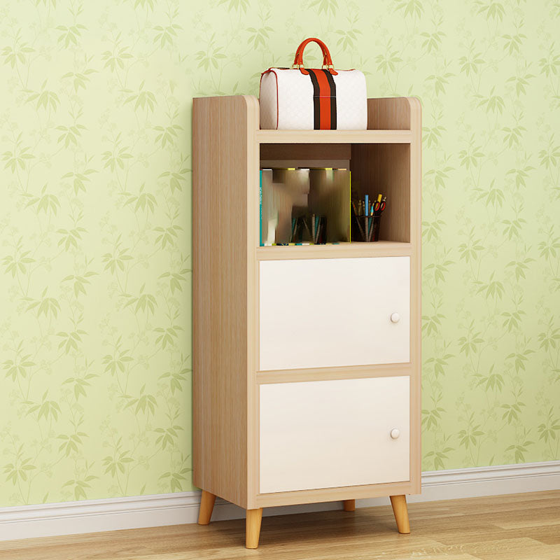 Zeitgenössisches Standardbuchbuch für Bücherregale hergestelltes Holzregal mit Türen für das Innenministerium