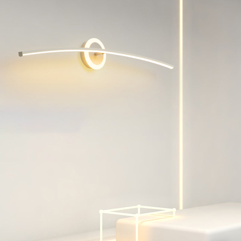 Linear Shade Metal Wall Sconce Modern Style Single Light Wall Mount Light in White