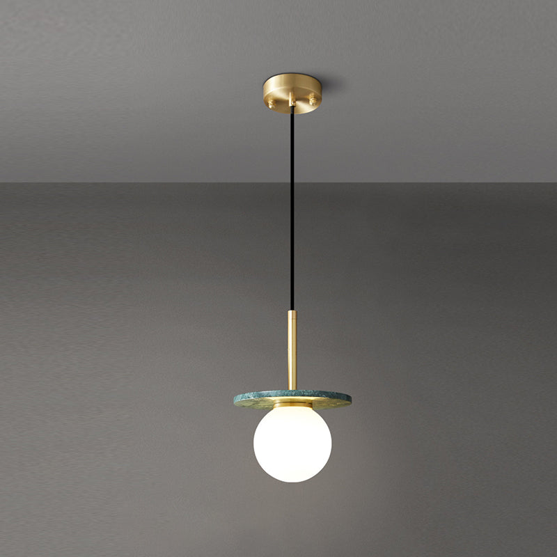 Natürlicher Marmor kleiner Anhänger Licht moderne 1-Kopf-Federlampe mit weißem Glasschatten