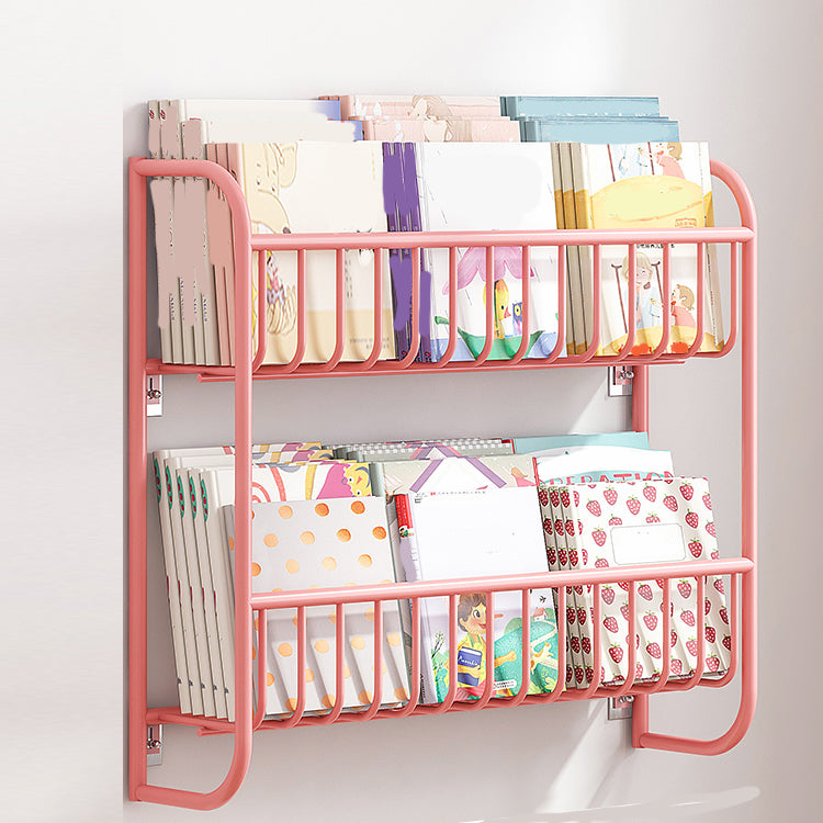 Libreria chiusa a parete montata in stile scandinavo per la sala da studio dell'ufficio