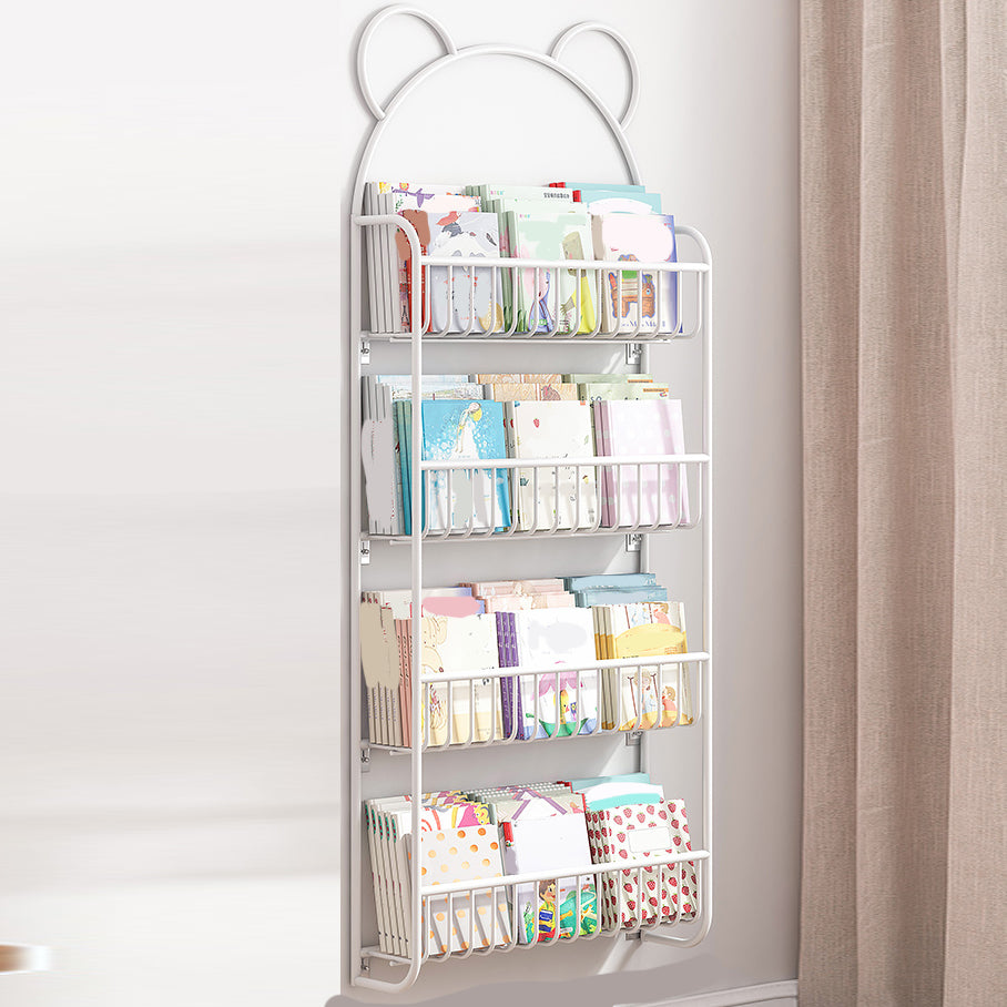 Libreria chiusa a parete montata in stile scandinavo per la sala da studio dell'ufficio