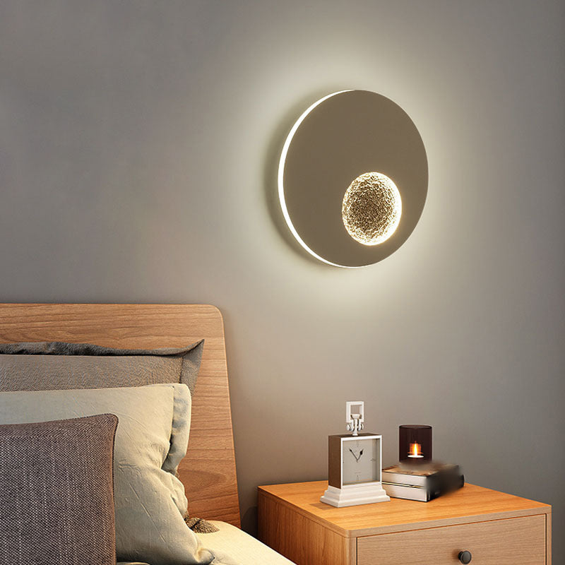 Creative Metal Wall Light Modern LED Wall Light Fixture for Bedroom