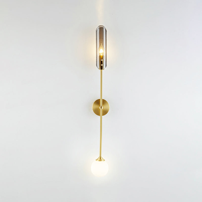 Nórdica Media de metal pared de pared de dorada de oro con vidrio para sala de estar