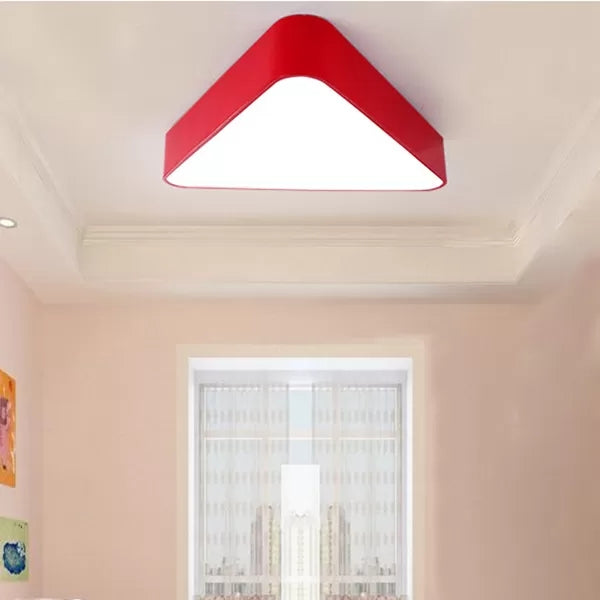 Slanke driehoekige LED-inbouwlamp van acrylmetaal in moderne stijl