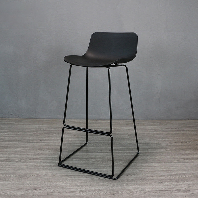 Modern Style Bar-stool Plastic Counter Bar Stool with Metal Legs for Restaurant