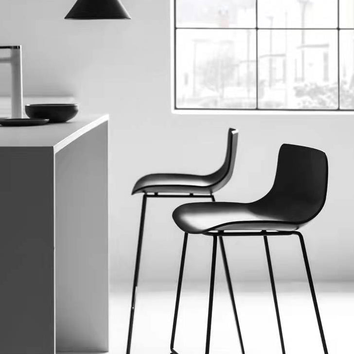 Modern Style Bar-stool Plastic Counter Bar Stool with Metal Legs for Restaurant