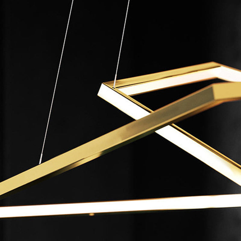 3 lumières Polygon Shade Hanging Light Modern Style Pendante Metal Pendante pour salle à manger