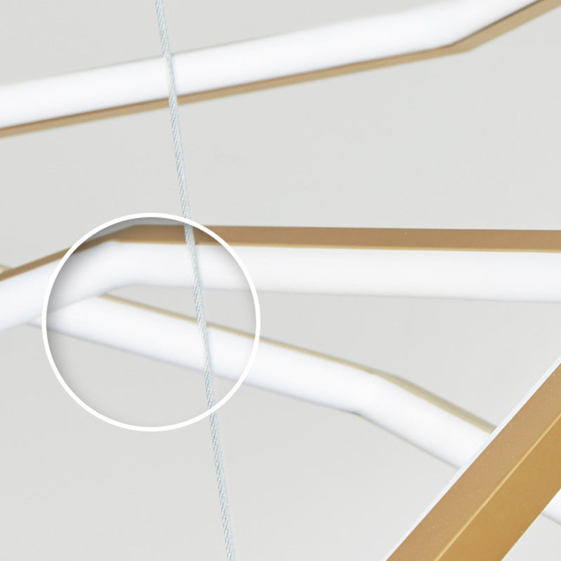 3 lumières Polygon Shade Hanging Light Modern Style Pendante Metal Pendante pour salle à manger