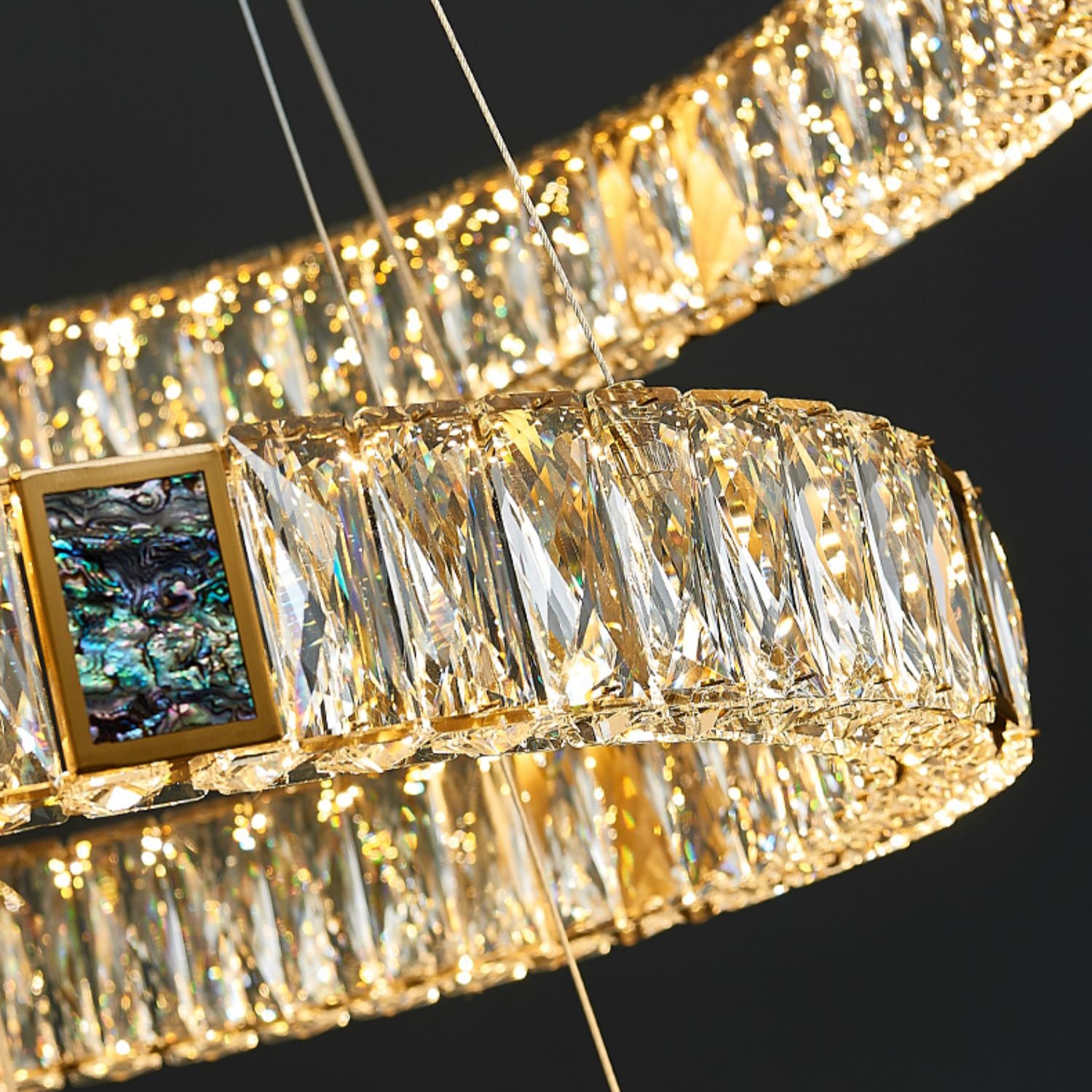 Round Shade Hanging Light Modern Style Crystal Pendant Light for Dining Room