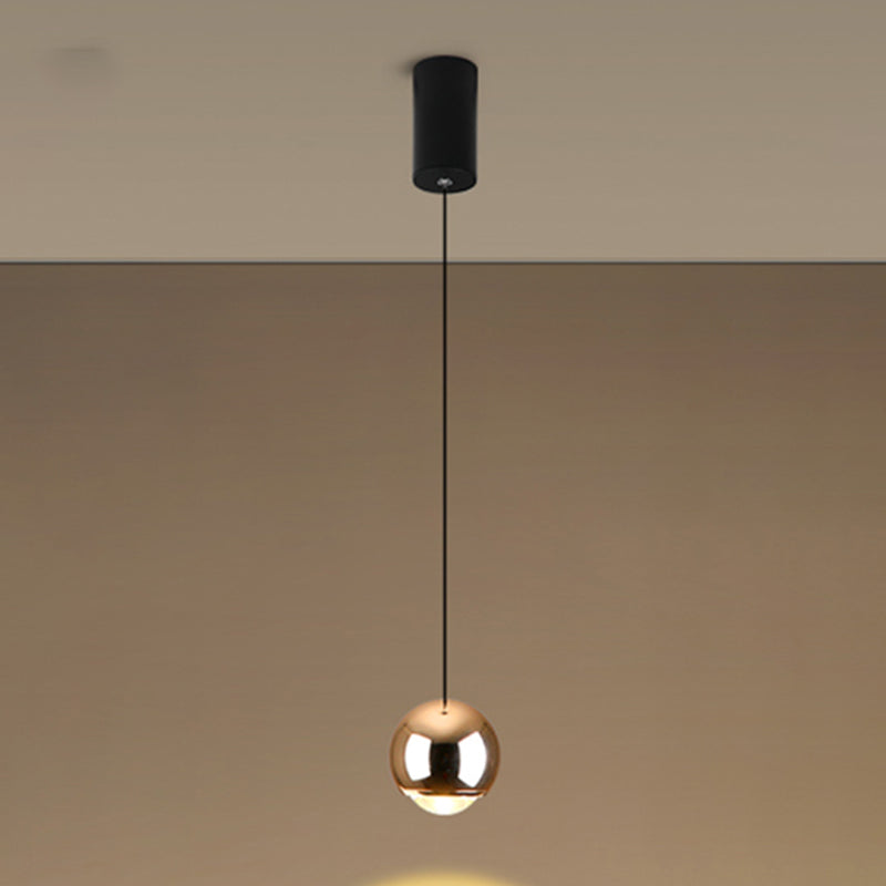 Postmoderne Aluminium -Anhänger Light Globe Form Hanging Anhänger für Wohnzimmer