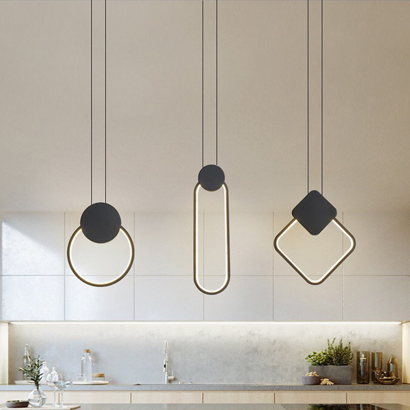 Style moderne suspendu luminaire en forme de bande LED Pendante Lumière pour le salon