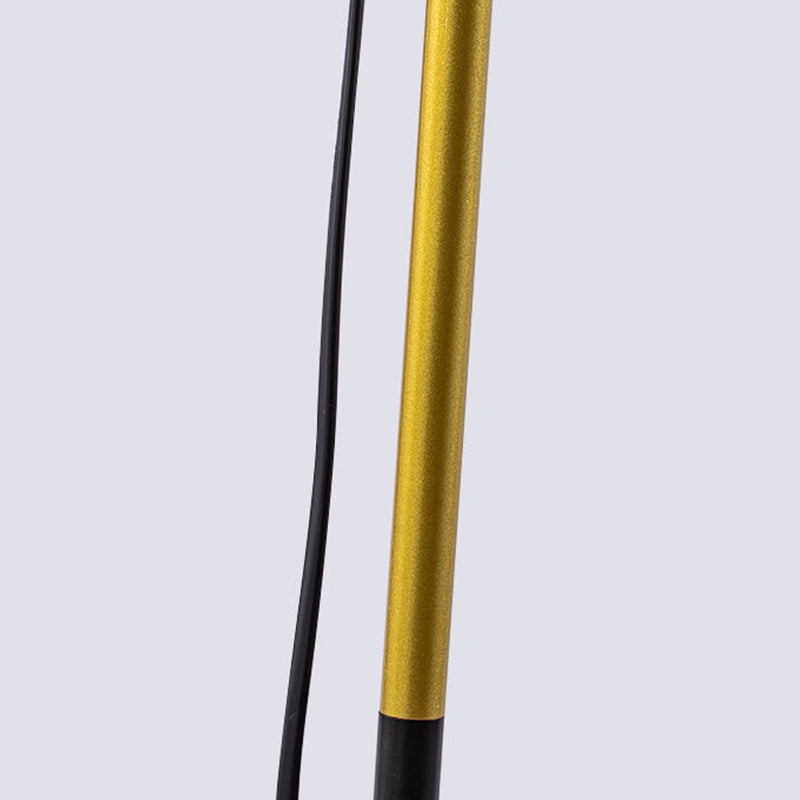 Moderne eenvoudige ijzeren vloerlamp kleurrijk lamp vloerlicht met stoffen schaduw voor slaapkamer